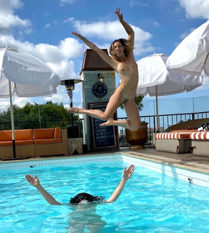 Pool jump