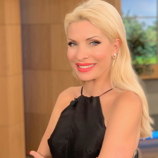 Eleni Menegaki - Greek TV presenter. ❤️