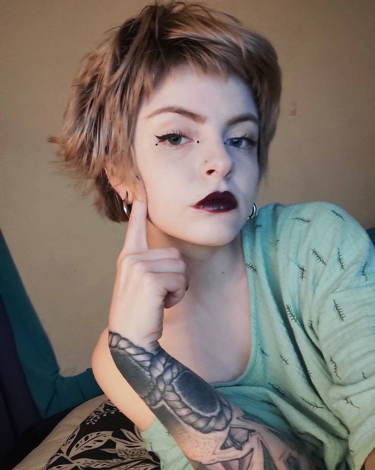 Ivy Pixelphosphene