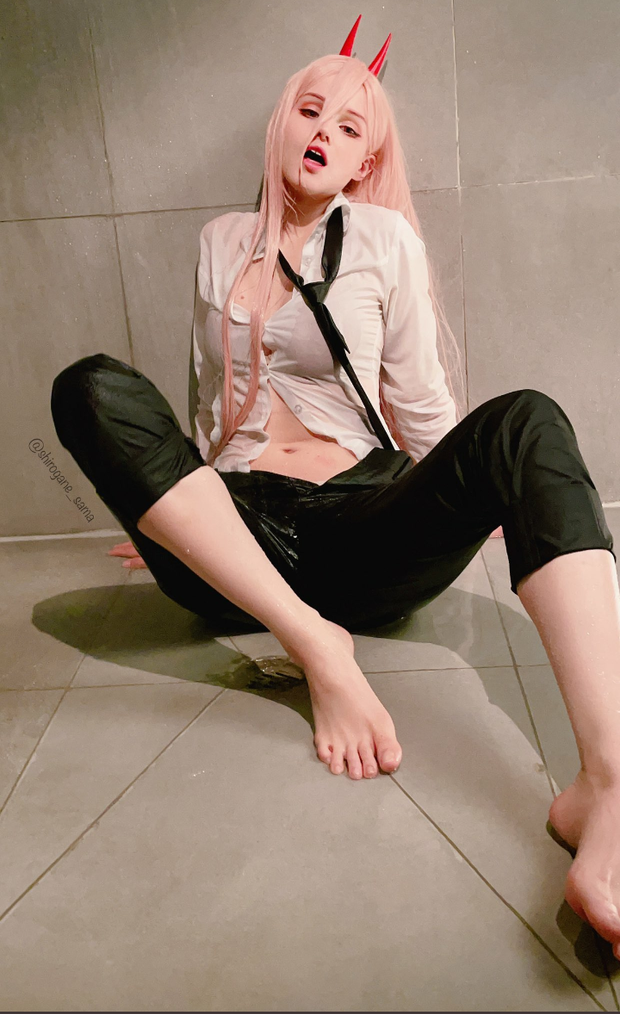 Power Cosplay Feet cutie e e. e