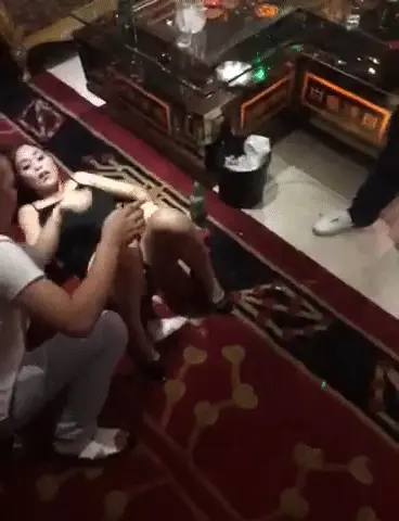 Squirting champagne