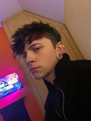 Punk gay twink with nice cock and lots of piercings and stretch in New Haven Connecticut