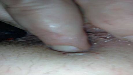 New toy makes my arsehole steamy and creamy