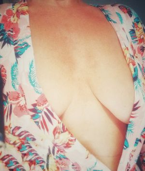 The night is still yyoung...