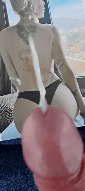 I'm whipping her back with my cream :)