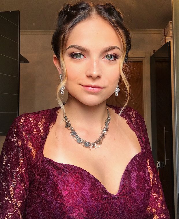 sexy smirk