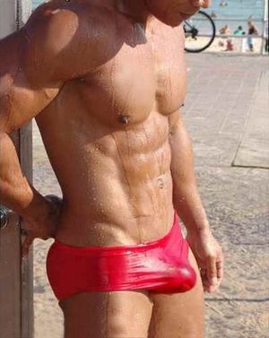 Speedo bulge
