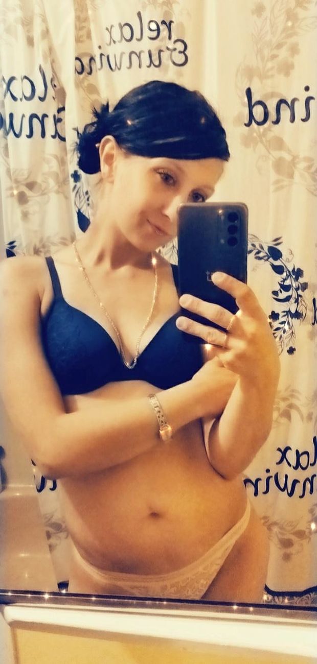 Teen in bra and panties