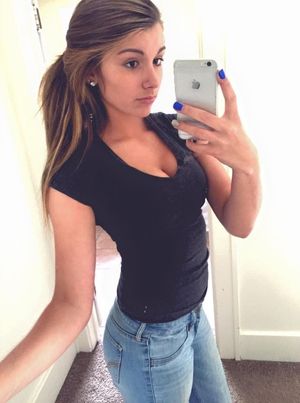 nice tits mirror selfie