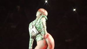 Miley cyrus great ass