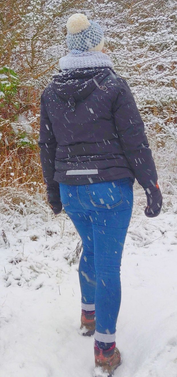 Snowy ass