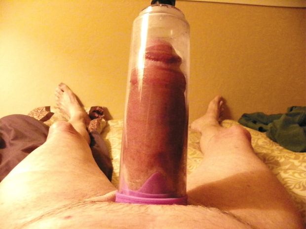 Mmmm, making my cock really FAT!!