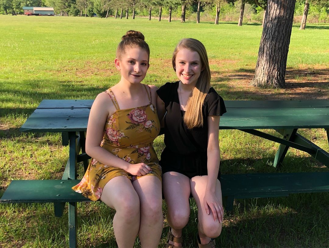 picnic bench