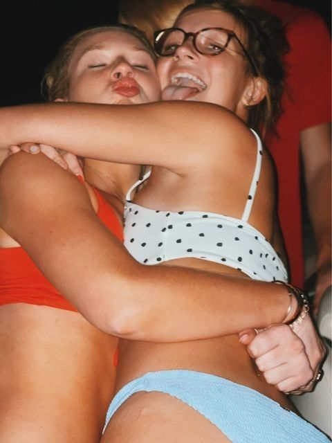 cute teen friends
