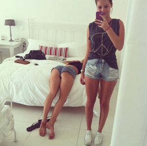 Little sis invited me in to take advantage of our older sister