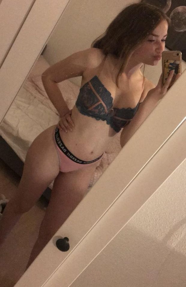 Girlfriend’s have phone’s
