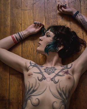 Tattooed slim teen with small boobs