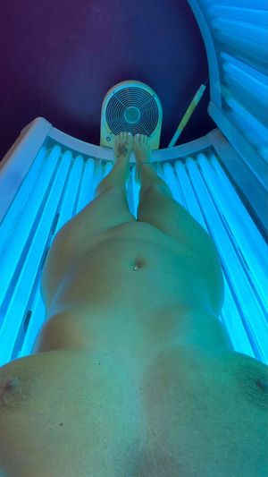Tanning bed