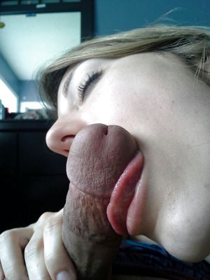 Chick is loving this cock!