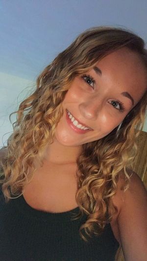cute curly hair teen