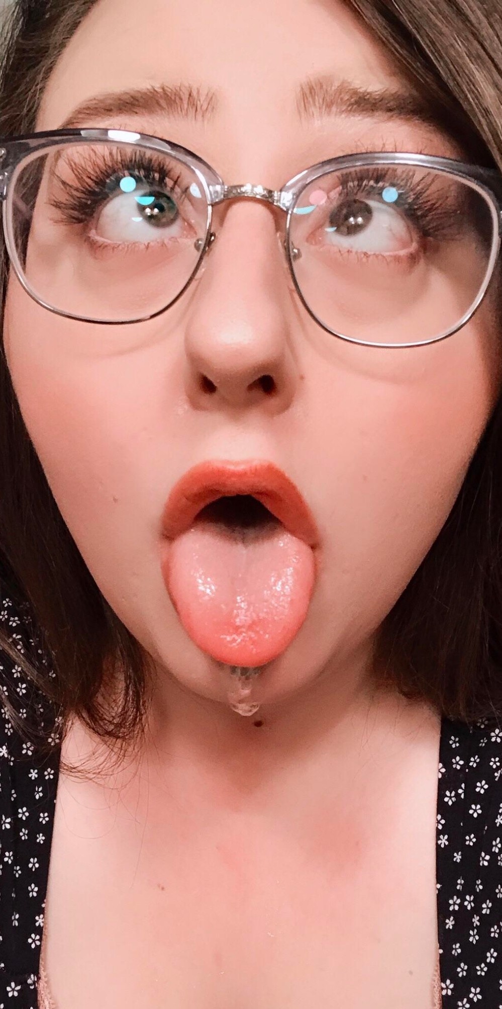 Clueless stupid whore