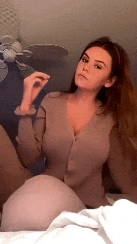 Ashley Tervort deepthroating - just her fingers but damn cute