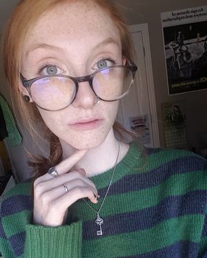 stunning redhead selfie