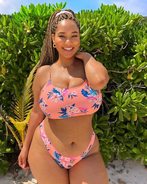 The Beautiful Katelyn Sade in a bikini