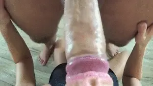 I took an xChange and it didn't take long for me to want to suck cock