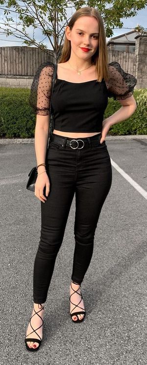 black clothes, red lips, this slut clearly wants cum