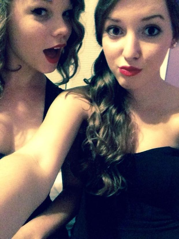 friends hot selfie