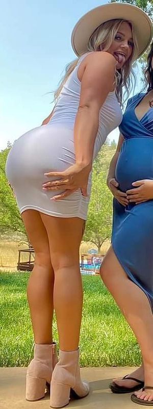 Hot blonde MILF showing off her ASSets