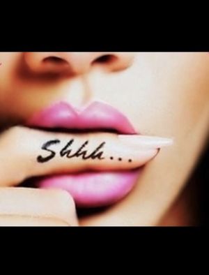 AnonymouslyAnonymous Foto