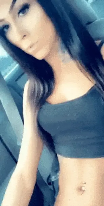 Kendall Vuitton, solo