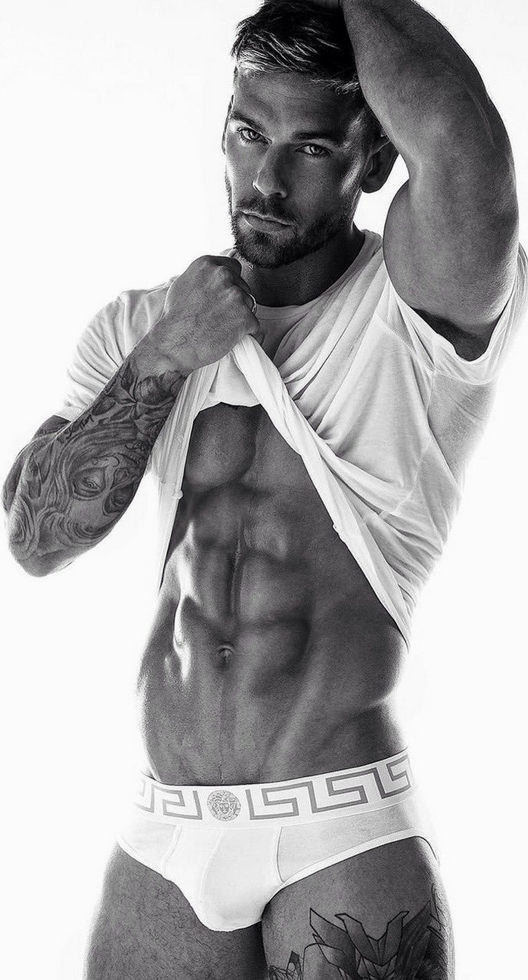 Showing abs