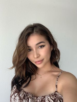 Beautiful brunette, sexy lips