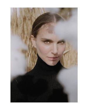 Natalie Portman Vogue China 2021