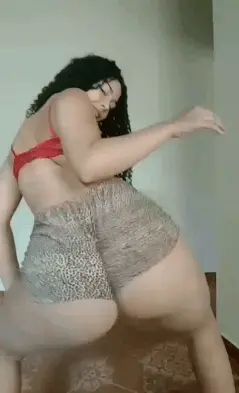 Mirian Gabriela (eymirian) ❤️ GIF #5
