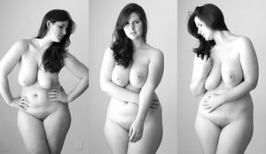 Chubby darkhaired beauty