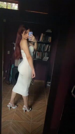 Briny de Laet ❤️ GIF #15