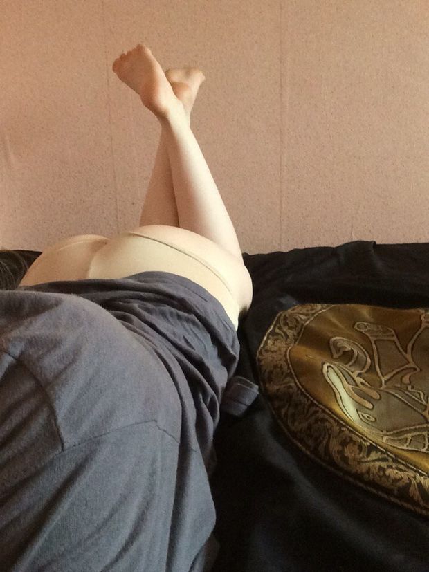 Sweet teen gf selfie