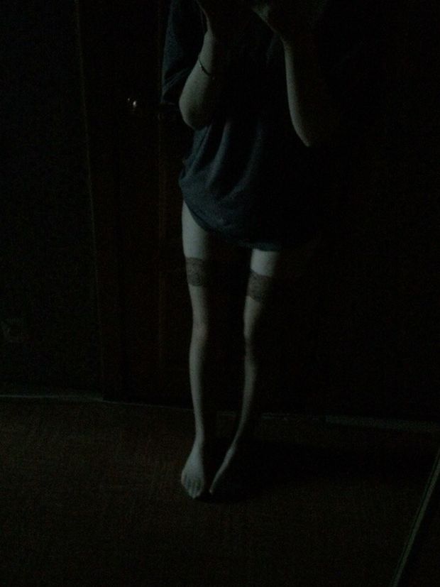 Sweet teen gf selfie