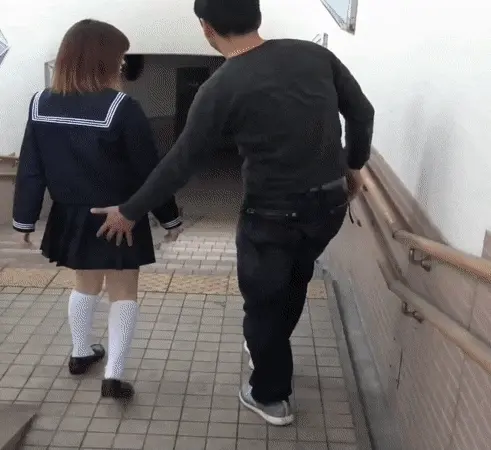 Schoolgirll