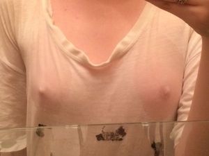 Sweet teen gf selfie