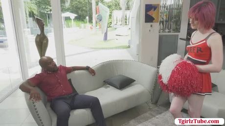 Cheerleader TBabe gets bang by a BBC