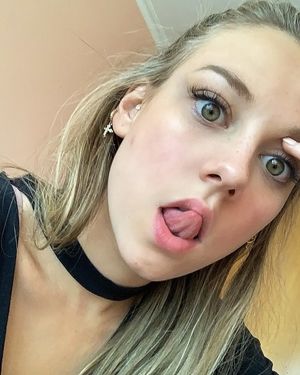 I dream with that tongue at the tip of my...