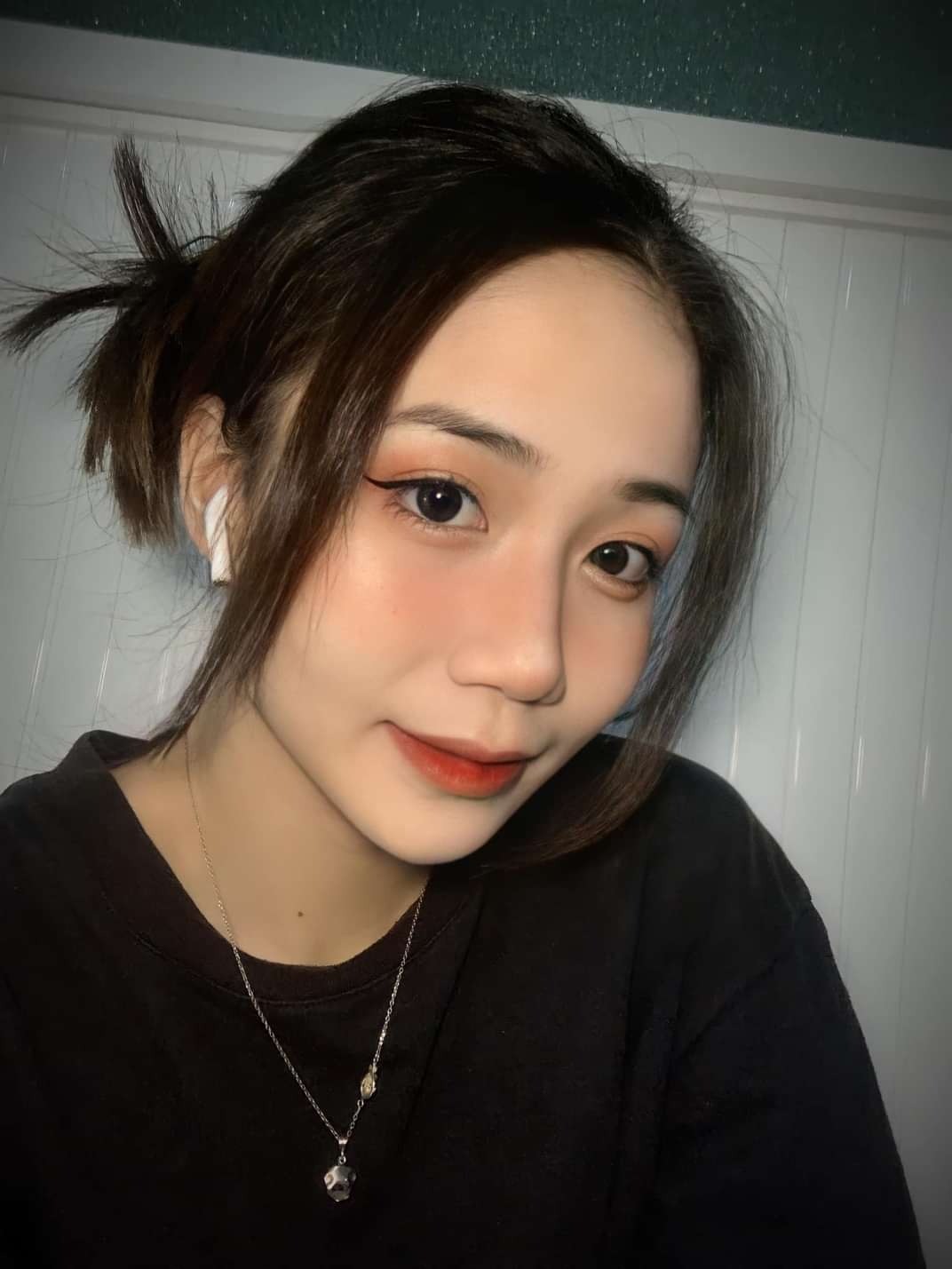 Asian Vietnamese - Lại Nguyễn Quỳnh Vy
