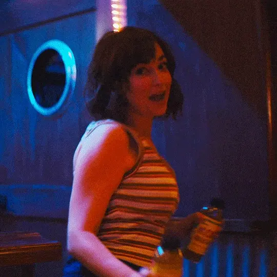 Milana Vayntrub