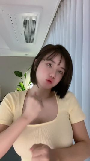 Asian Cutie JOI hands challenge