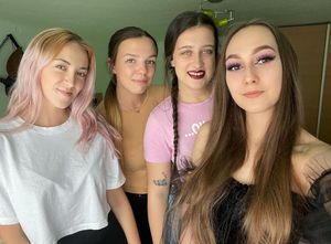 Choose one and f*ck her hard! 29 ❤️